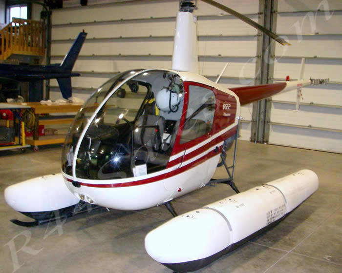 1994 R22 Mariner w/Utility Floats